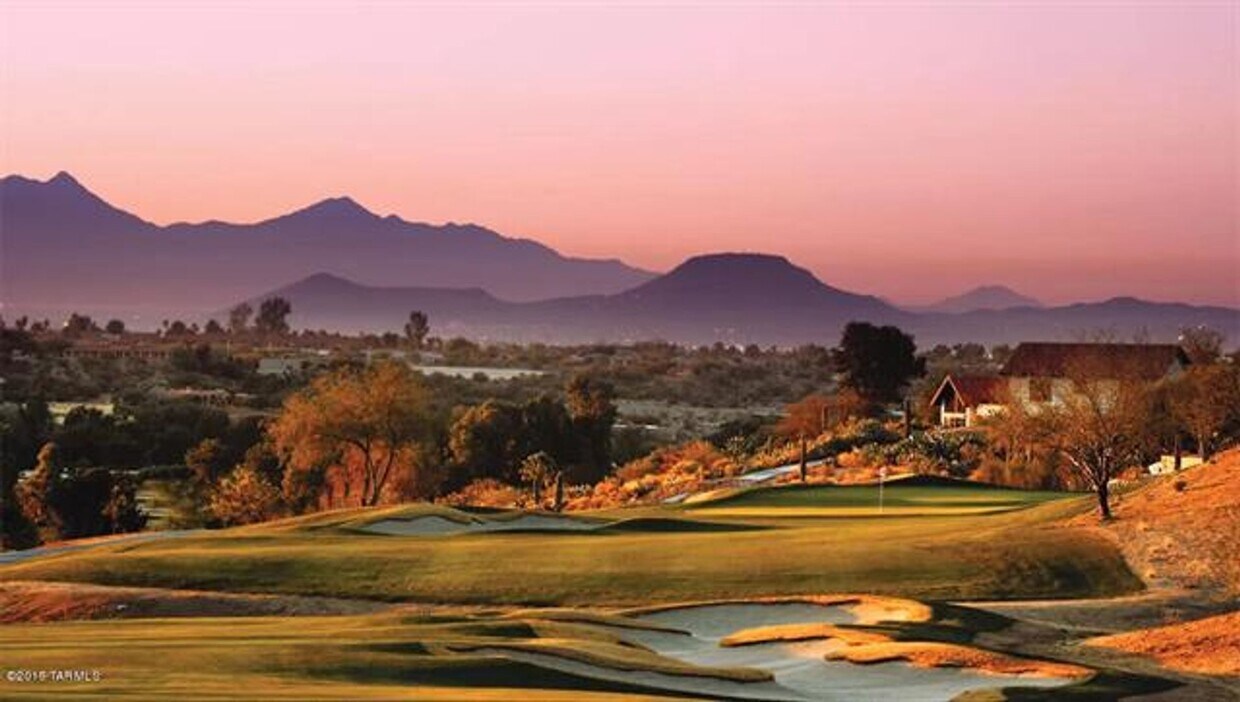Foto principal - Tucson National Home on the Golf Course