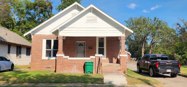 Building Photo - 1603 S Olive St
