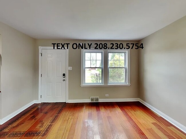 Building Photo - 2025 N 75th Ave