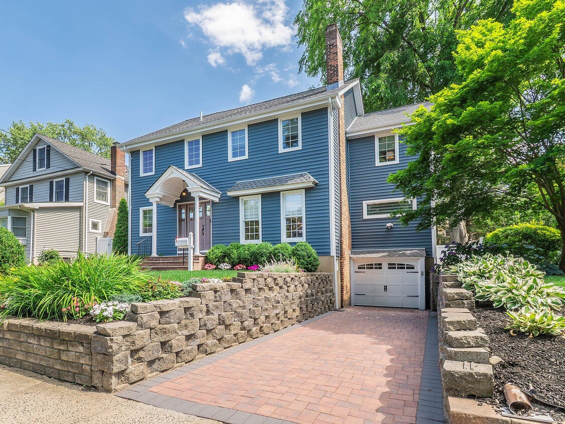 Photo - 60 Highland Ave (Port Washington, NY)