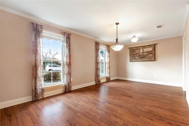 Foto del edificio - 4713 Ithaca St