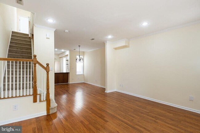 Foto del edificio - 3987 Terrace St