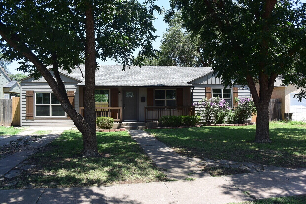 Foto principal - 3116 31st St