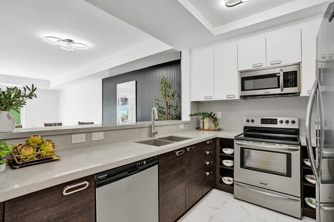 Photo - 2708 NE 30th Pl Townhome
