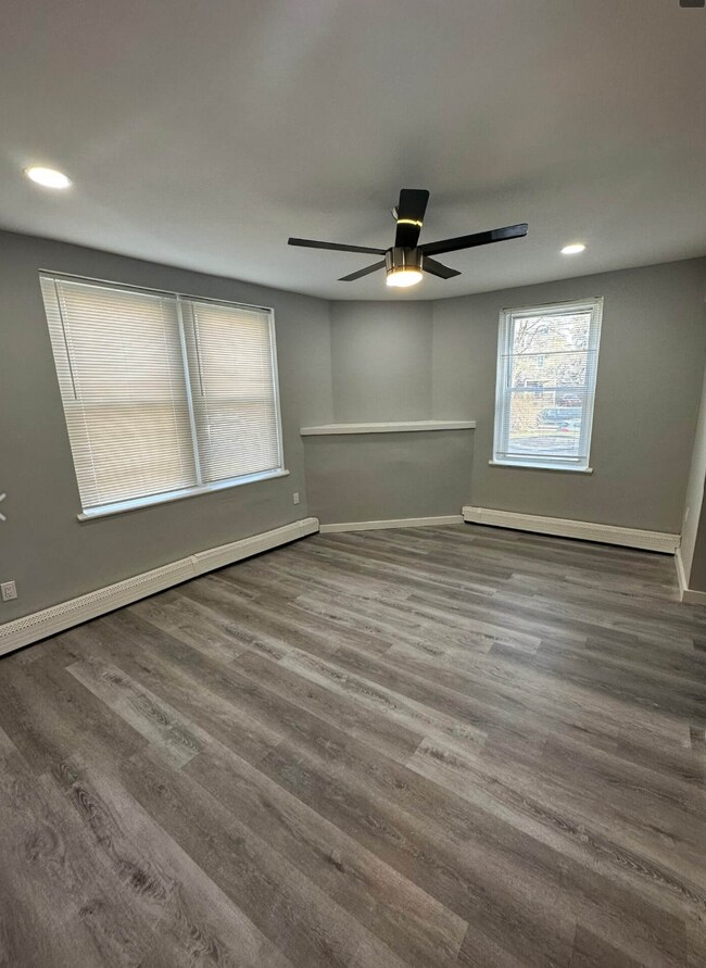 Foto del edificio - 615 Vernon Rd