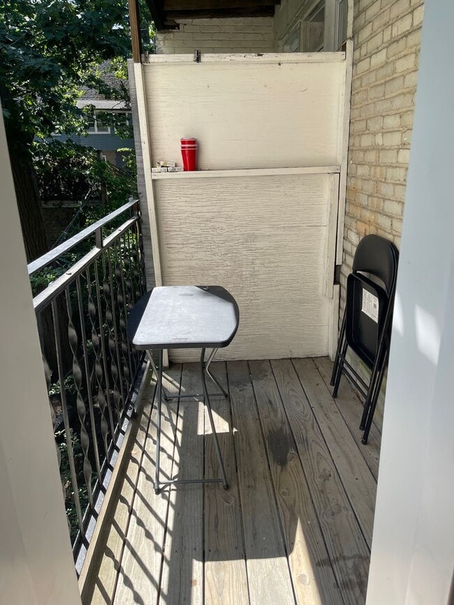 Photo - No Fee No Security, ALL NEW  Huge 2 bed wi... House
