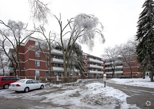 Building Photo - 170 Sentinel Rd