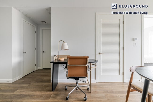 Building Photo - 50 Rogers St