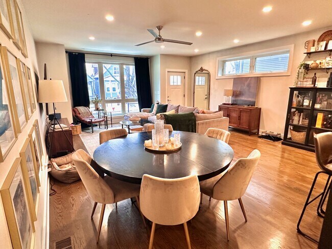 Dining Room - 1819 N Saint Louis Ave
