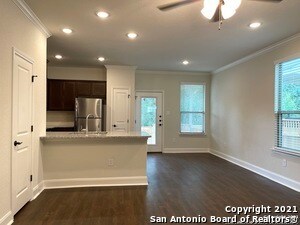 Building Photo - 2206 Sandlewood Cv