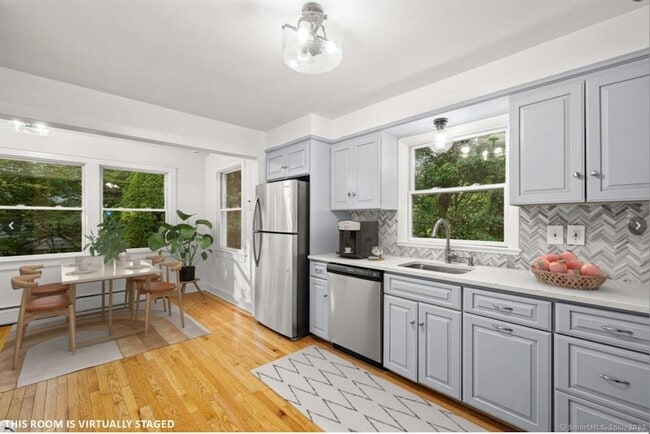 Foto del edificio - 412 Main St