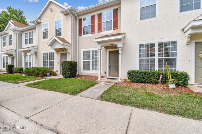Foto del edificio - 3491 Lone Tree Ln