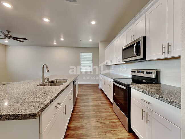 Building Photo - 344 Timber Kate Pl