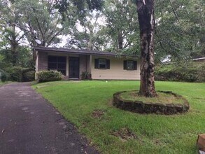 Building Photo - 1152 Anders Dr