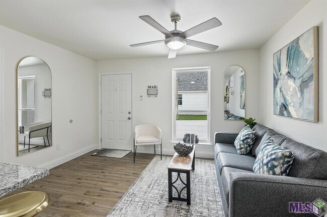 Foto del edificio - 212 Centerville St NE