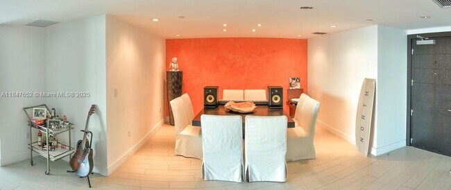 Foto del edificio - 200 Biscayne Boulevard Way