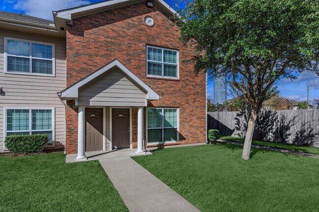 Foto del edificio - Freeport Oaks Apartments