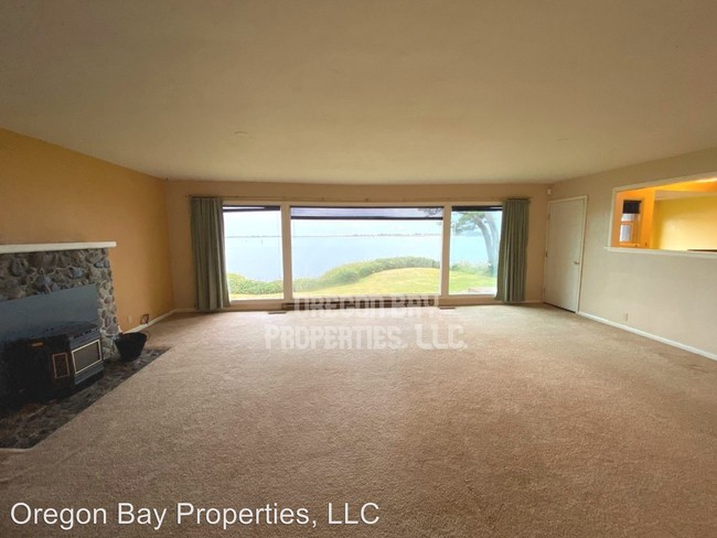 Building Photo - 3 br, 2 bath House - 91501 Cape Arago Hwy