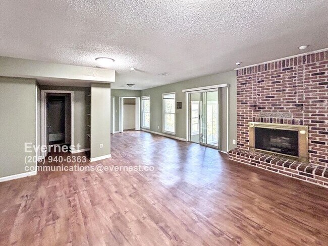 Building Photo - 2435 Indian Lake Dr