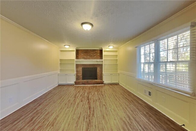 Foto del edificio - 4510 Trumble Terrace