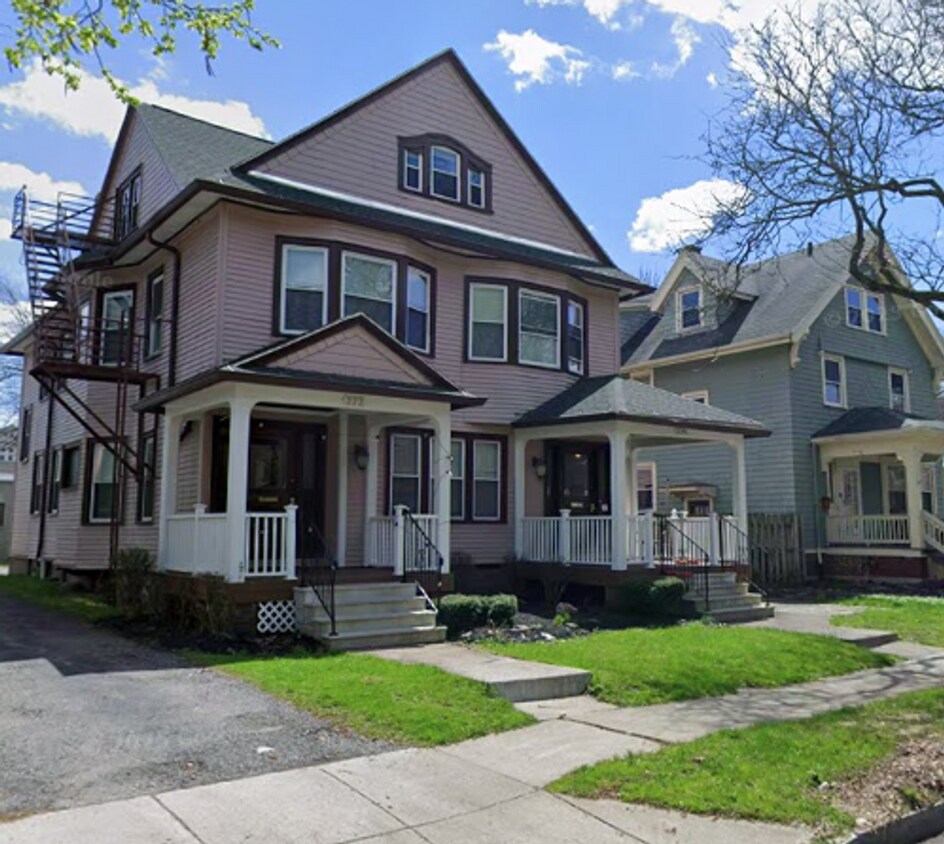 Primary Photo - 272-274-274 Meigs St