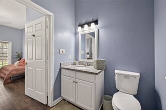 Building Photo - 929 Rockmead Dr