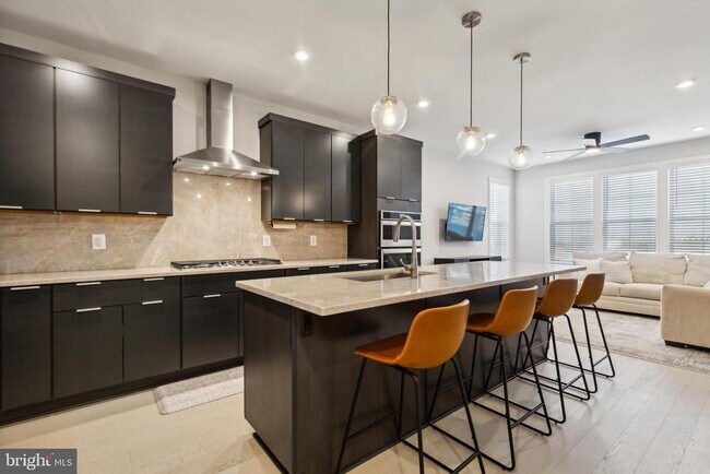 Foto del edificio - 22318 Roanoke Rise Terrace