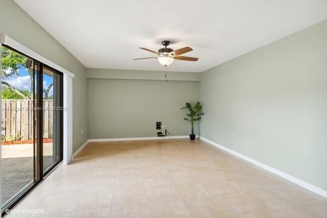 Foto del edificio - 1715 17th Ct
