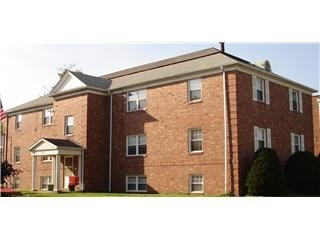 Foto del edificio - 4000-4020 Hillman Way