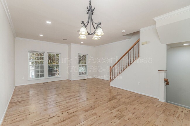 Foto del edificio - 4035 Cressida Pl