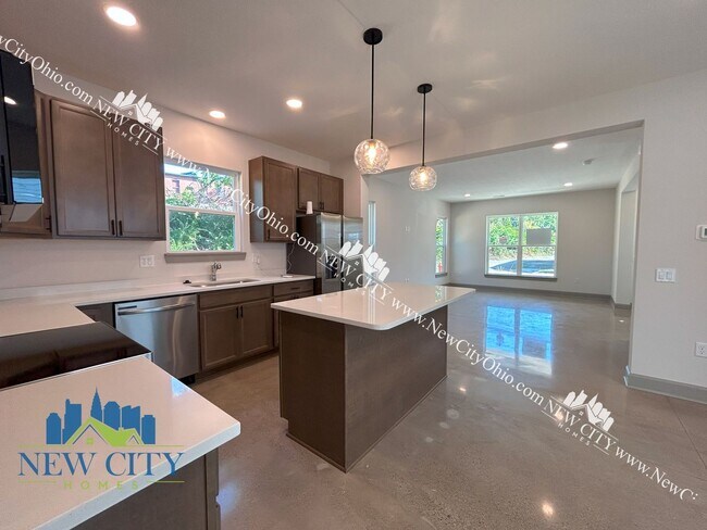 Foto del edificio - Brand New Franklinton 3 Bedroom 2.5 Bathro...