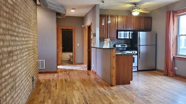 Building Photo - 4104 N Mozart St