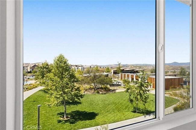 Building Photo - 27553 Sanctuary Ct