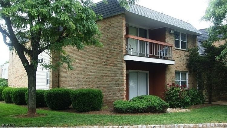 Primary Photo - 808 Eves Dr