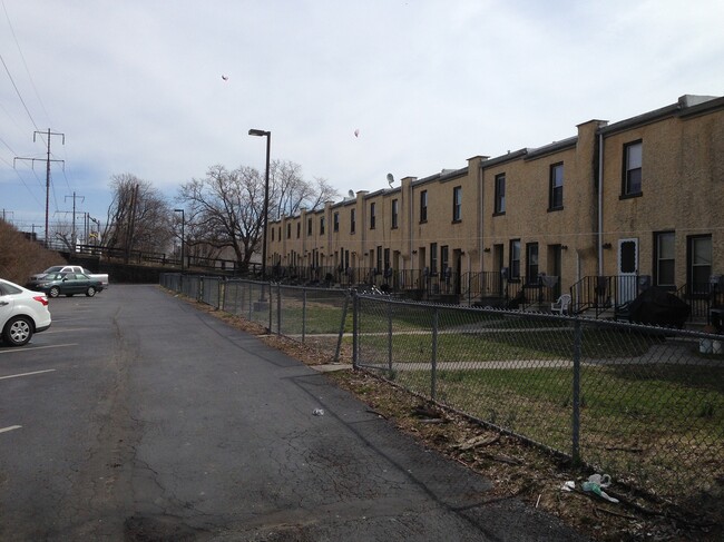 Building - Penn Street Apartments