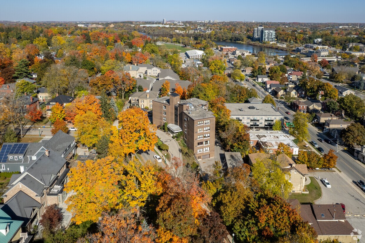 Aerial Photo - 26 Wentworth Av