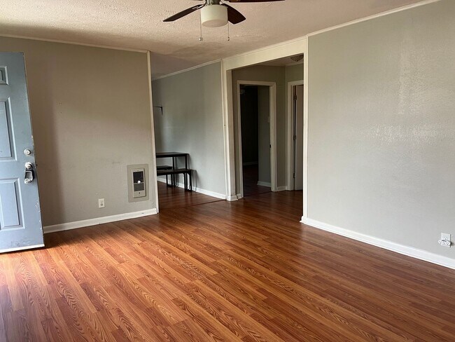 Foto del edificio - 1108/1110 Fairview Ave