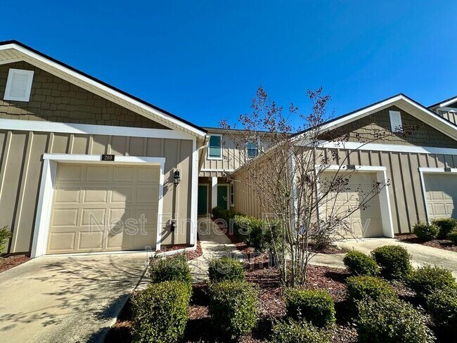 Building Photo - 269 Aralia Ln