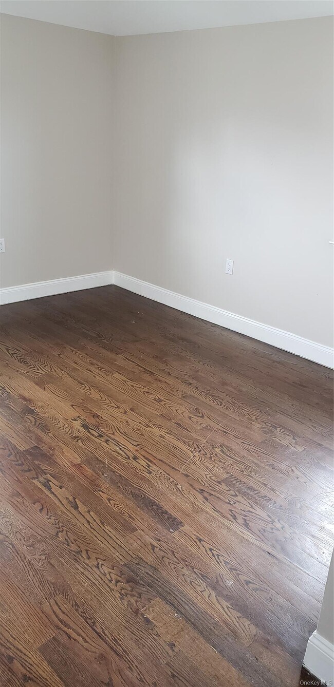 Foto del edificio - 139-16 Caney Ln
