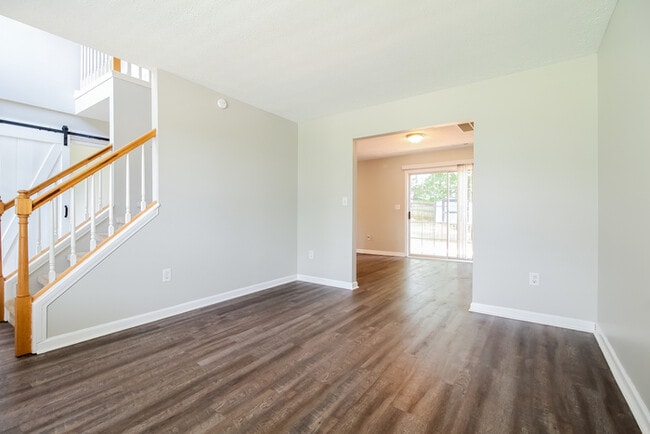 Building Photo - 112 W Celestial Dr