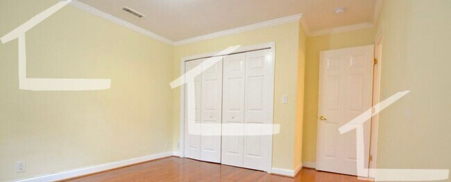 Foto del edificio - Parking Space Incl; Pet Friendly; Washer/D...