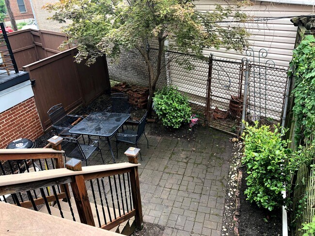 Patio trasero privado - 504 Rhode Island Ave NW