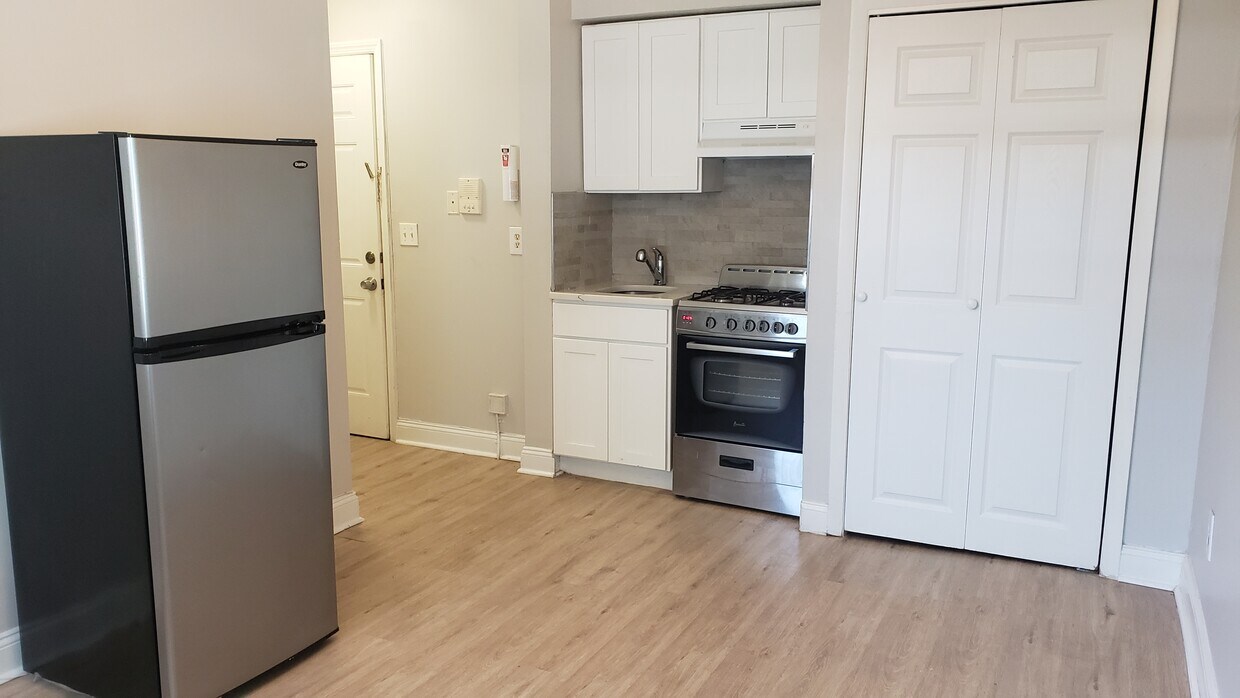 Foto principal - 5110 Bergenline Ave