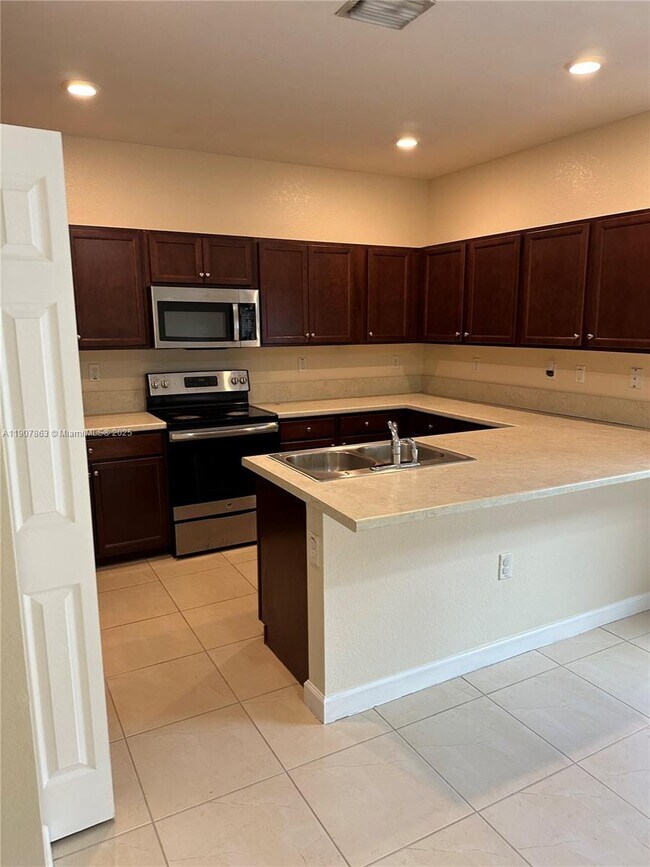 Foto del edificio - 9336 W 33rd Ave