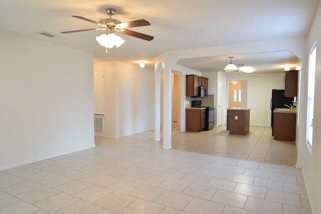 Building Photo - 6508 Taree Loop