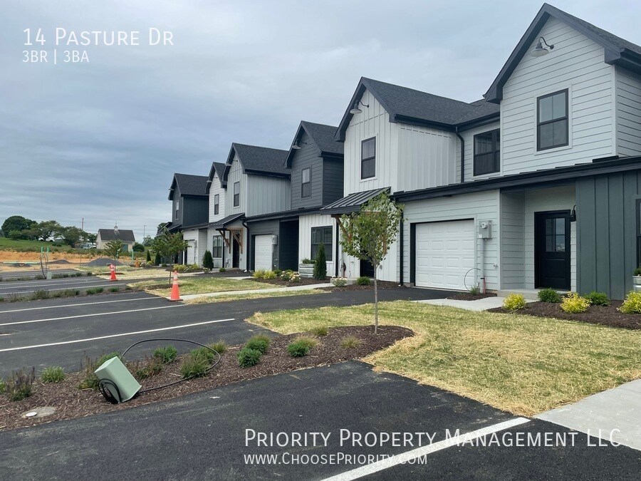 3BR 2.5BA Townhome, Bridgewater Townhome Rentals in Bridgewater VA