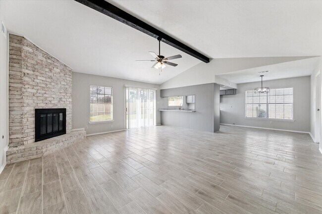 Foto del edificio - 271 E Castle Harbour Dr