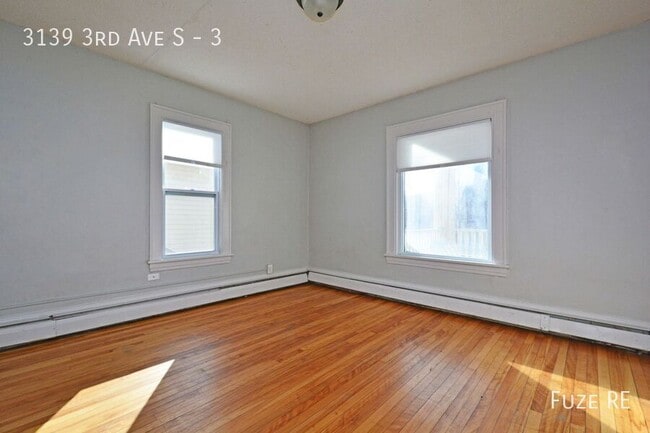 Foto del edificio - 3139 3rd Ave S