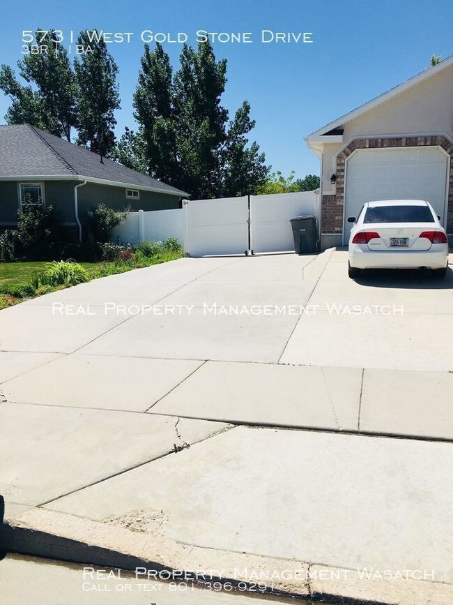 Building Photo - 3 bedroom 1 Bath Basement Apartment