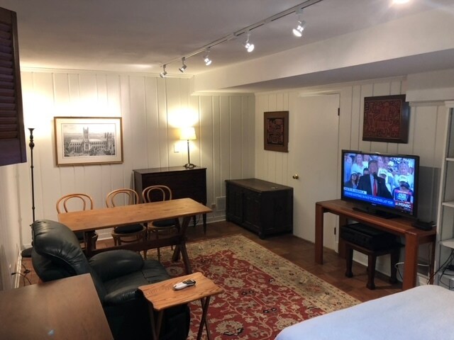 Foto del edificio - 3113 38th St NW
